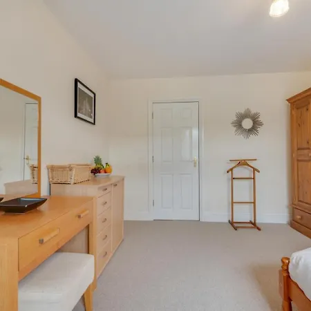 3 Bed In Oc-ds967 ホーズ