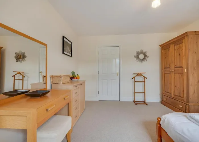 3 Bed In Oc-ds967 ホーズ